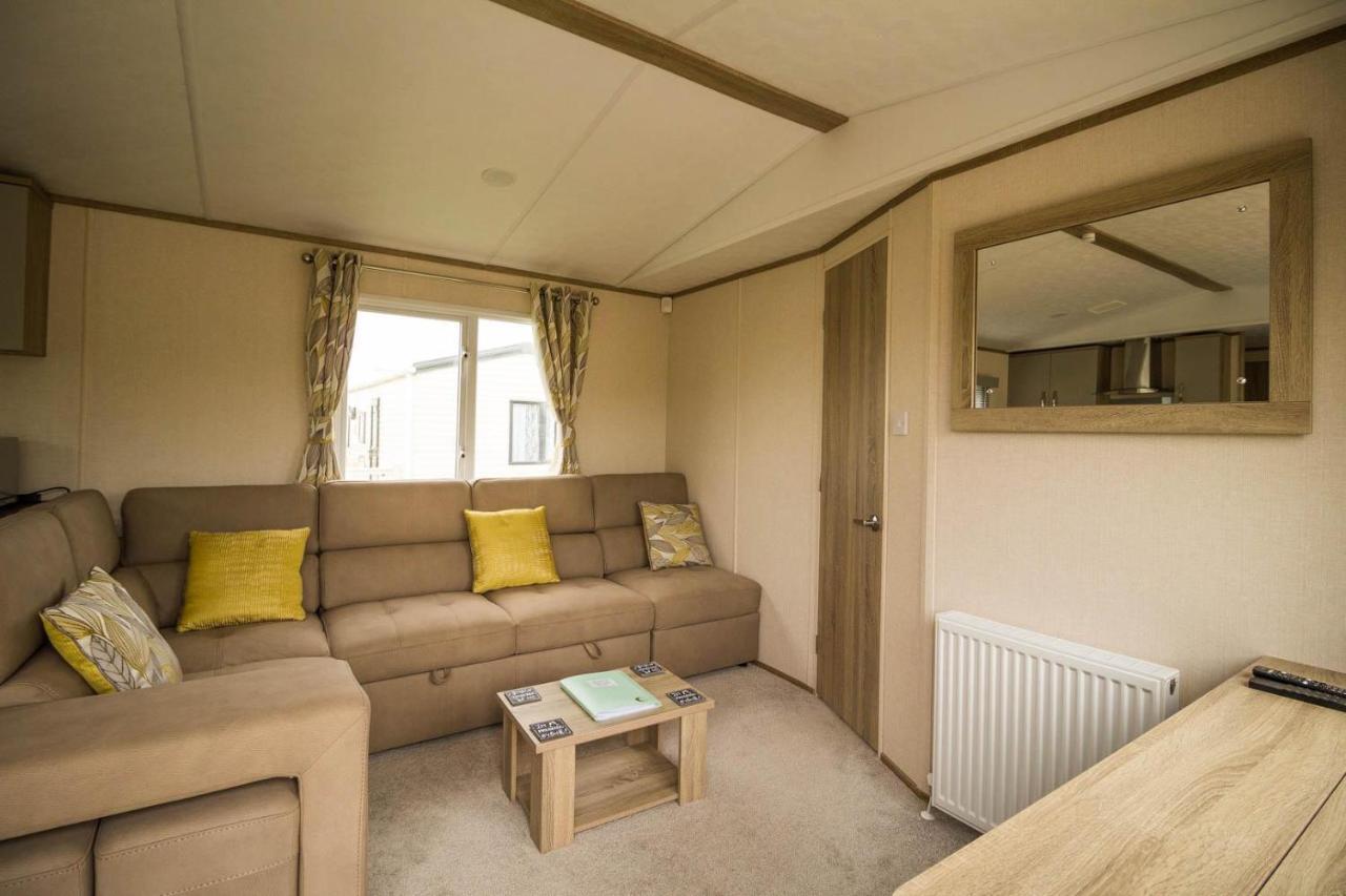 Beautiful 8 Berth Caravan At Heacham Beach In Norfolk Ref 21056C Hotel Exterior foto